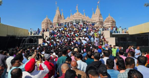 BAPS Hindu Mandir announces extended Eid timings; visitor